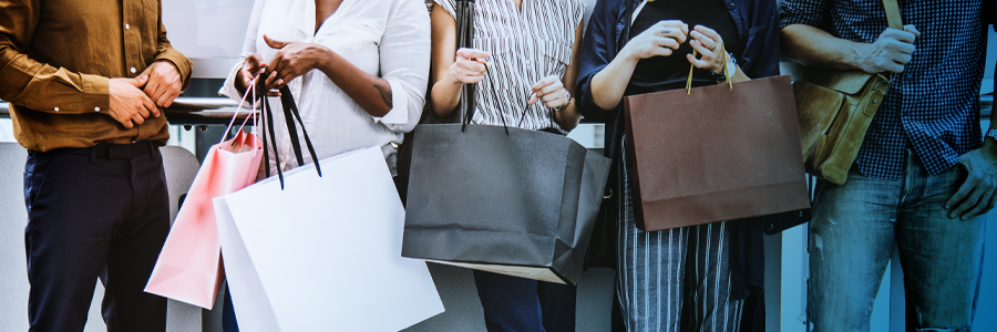 Image displaying retail shoppers