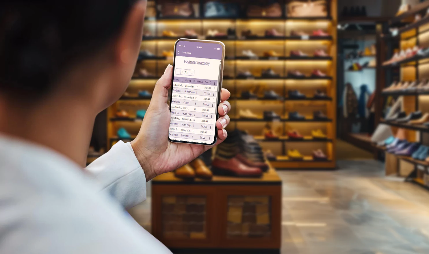 Revolutionizing Retail Operations: How SOTI Snap Enhances Customer Experience 